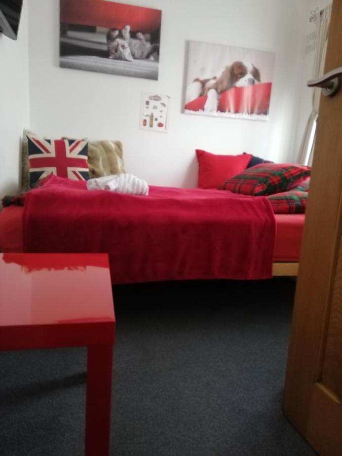 Nice Rooms In Queen House Clay Cross Eksteriør billede